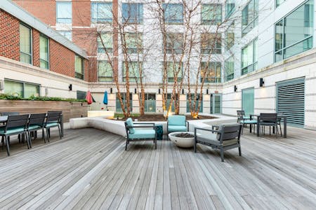 Stunning Bright Complex w/ Terrace + Coworking