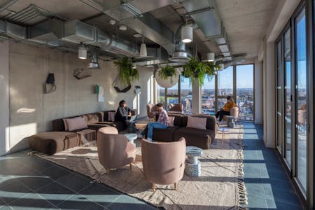 Stunning Vibrant Complex w/ Terrace + Gym + Coworking