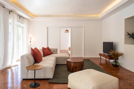 Casa com Estilo Brilhante c/ Terraço + Áreas de Lounge