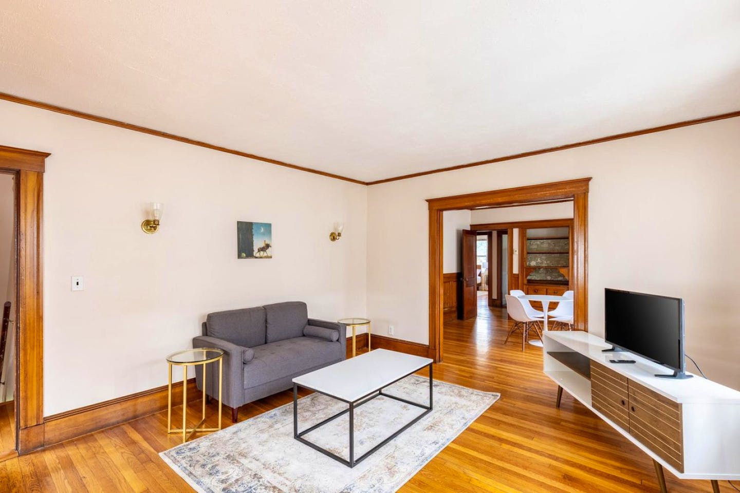 Magnificient Cozy Apt. 1 mile away from Hobart Park