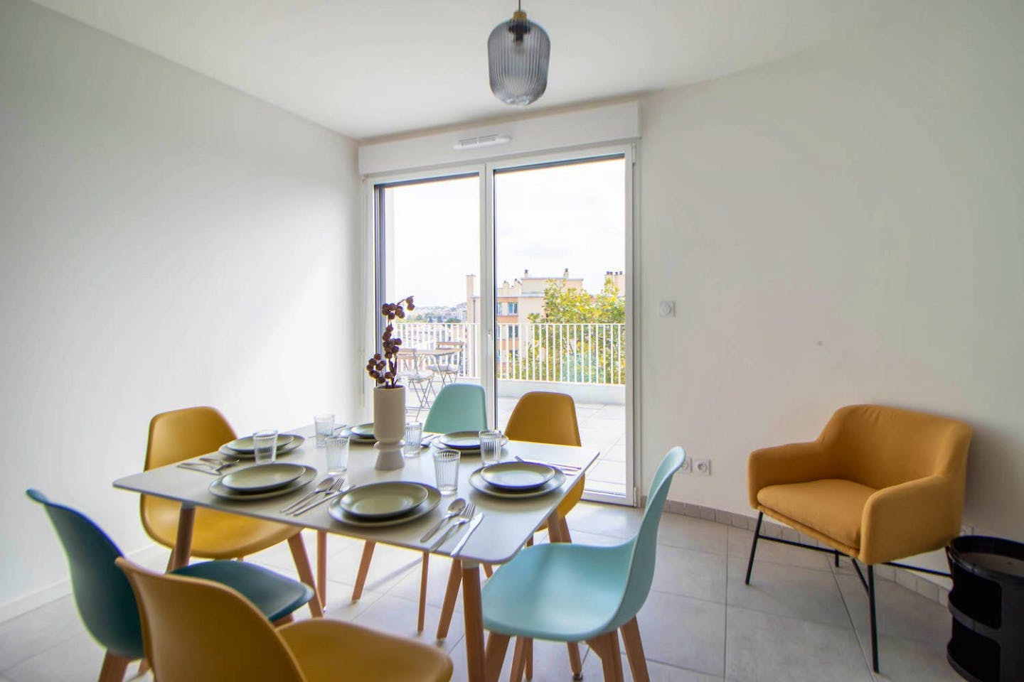 Large 99 m² apartment in coliving in Villeurbanne