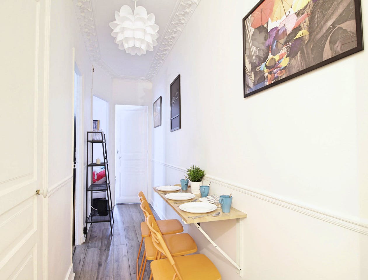 Furnished apartment in the 20th district of Paris