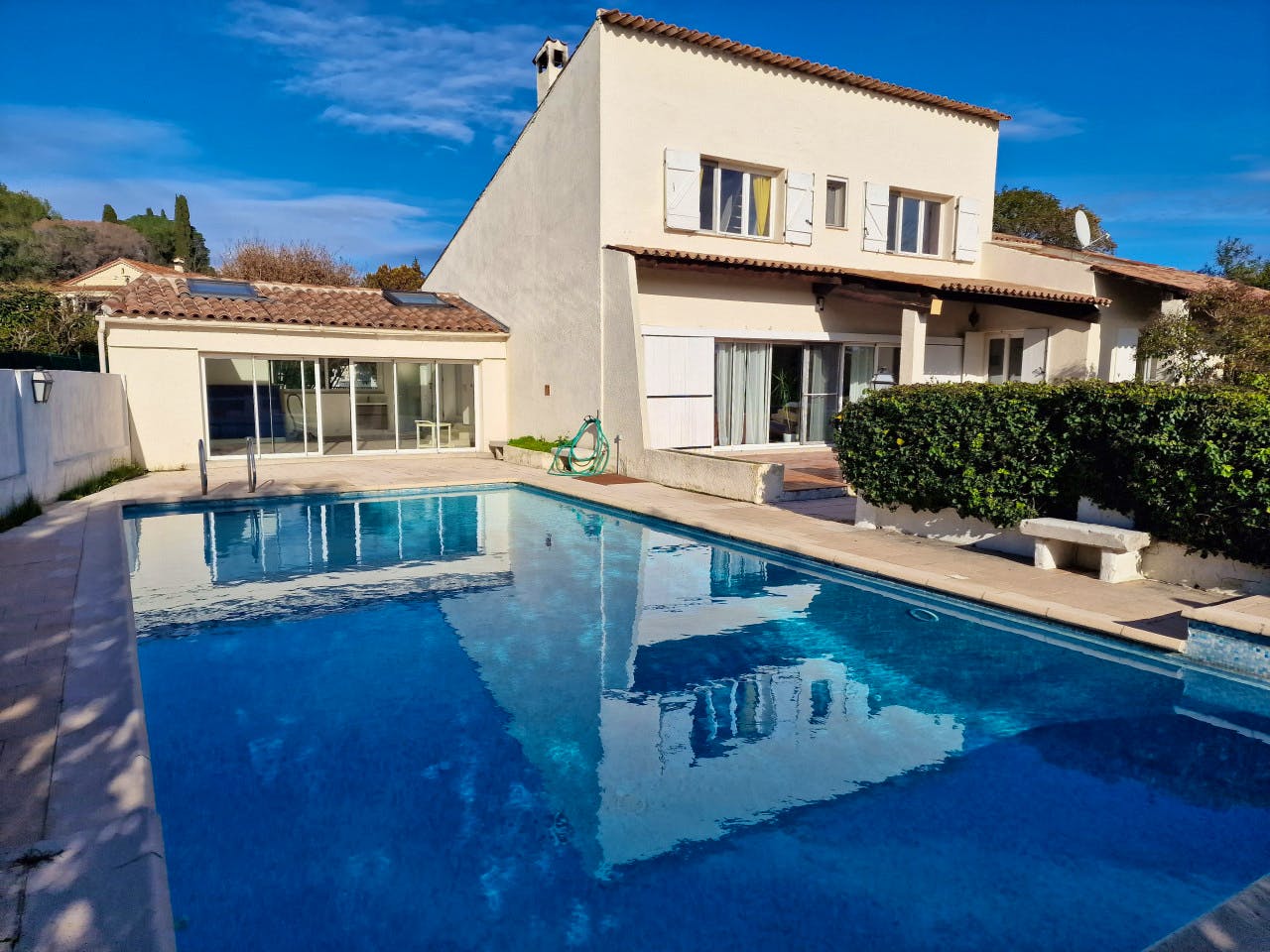 Stunning villa 15 minutes from Nice Côte d'Azur Airport