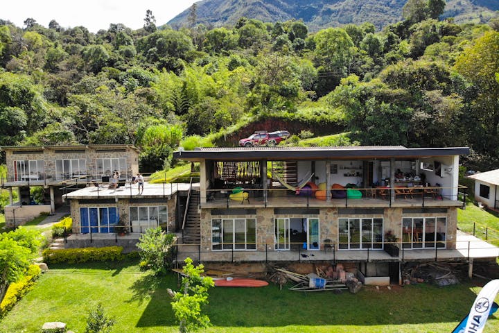 Country House Overlooking The Lake w/ Coworking + Kitesurfing School