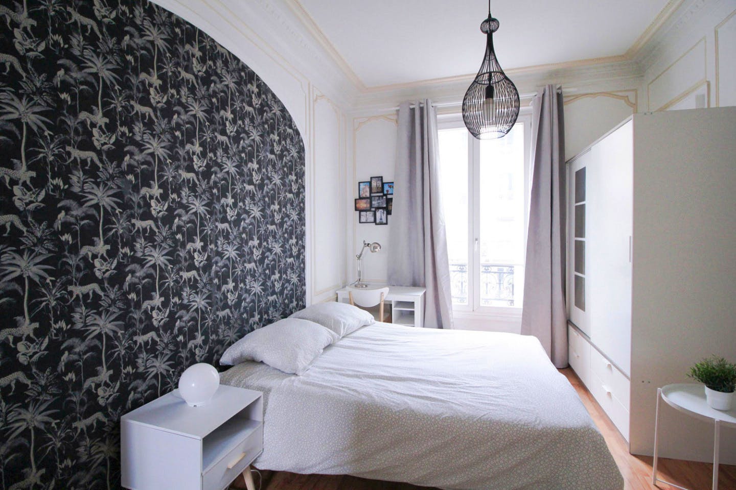 Superb apartment with a magnificent view of Montmartre