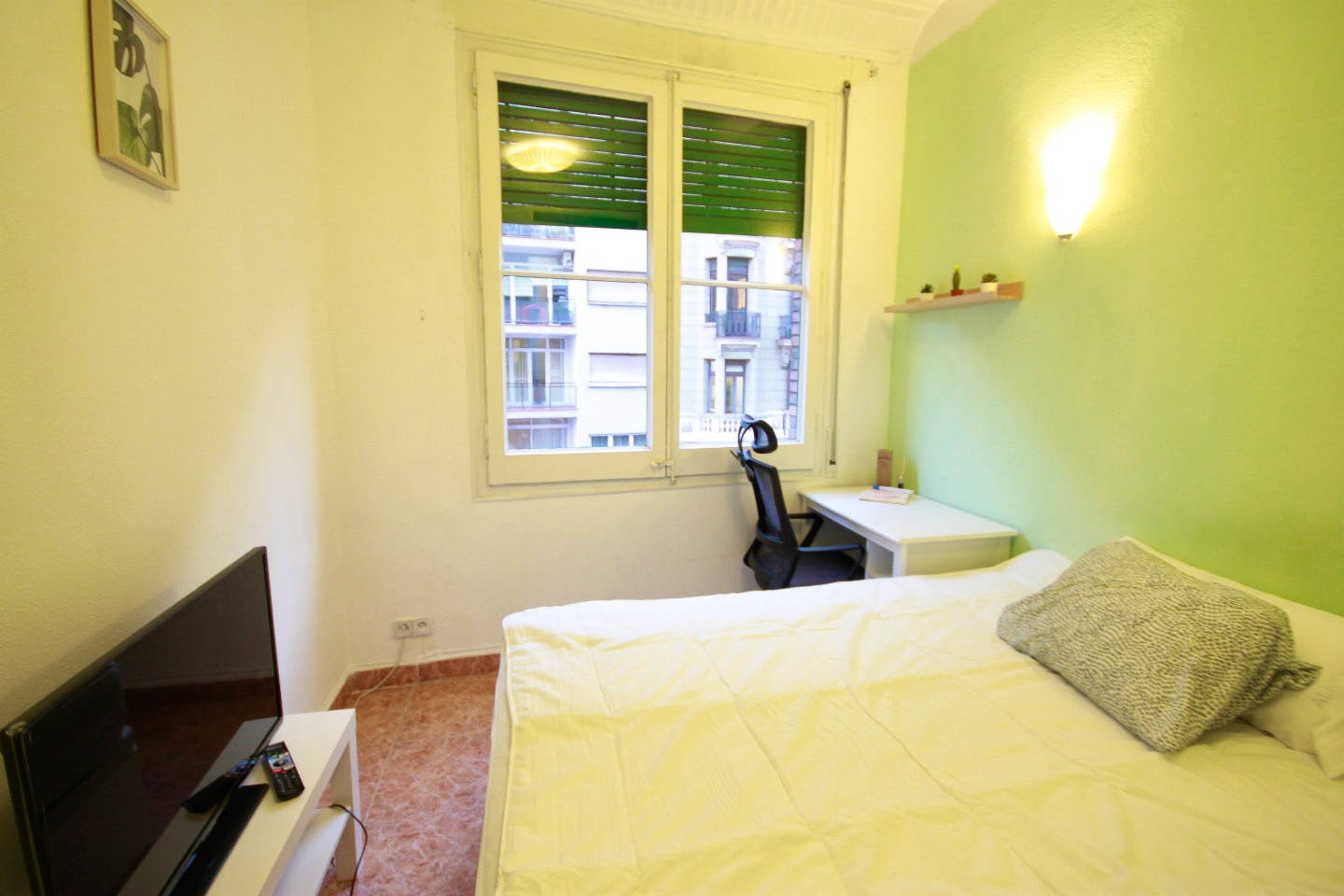 Charming apartment nearby Sant Gervasi Train Station (L6)