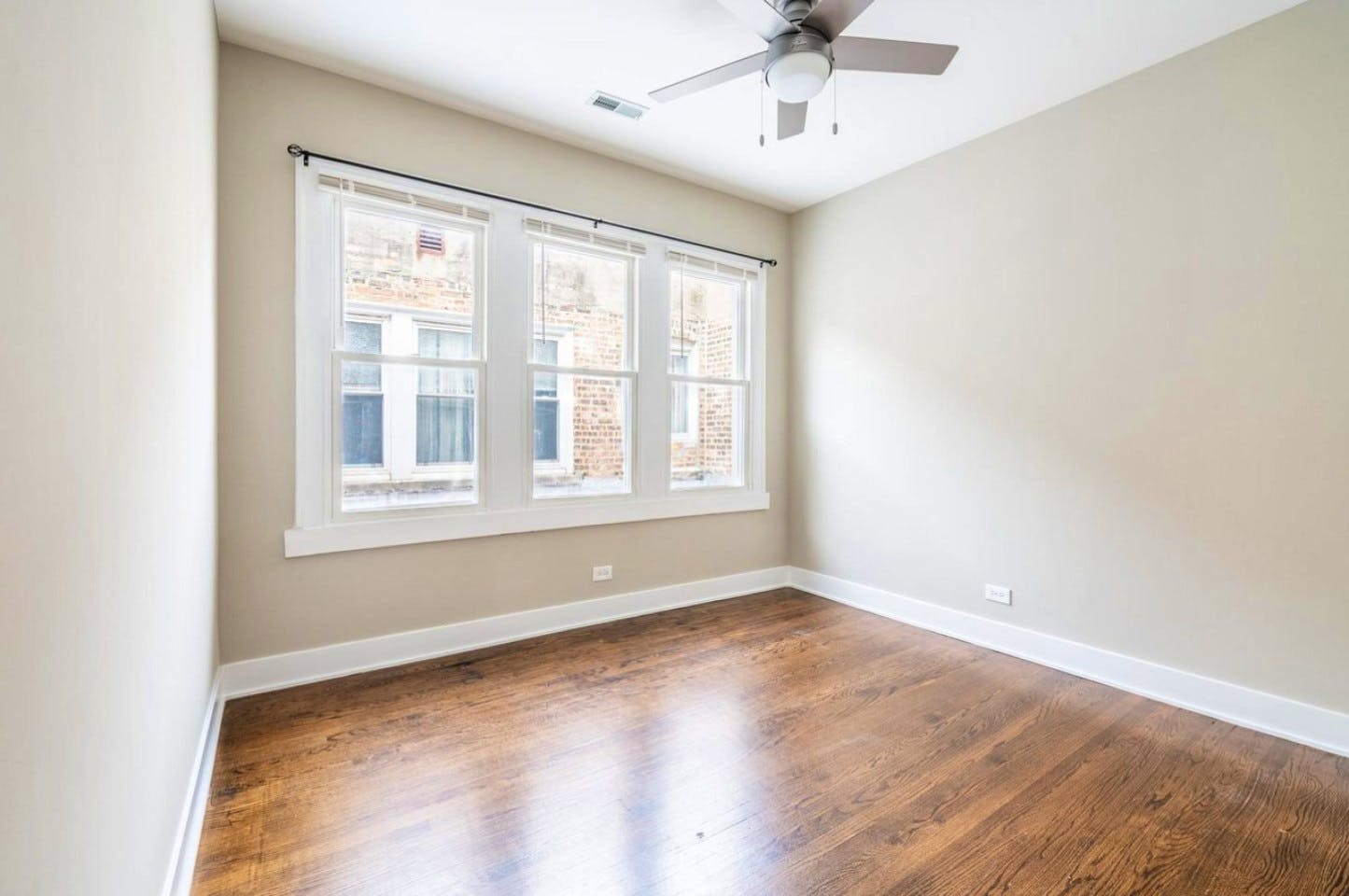 Incredible Stunning Apt. 1 mile away from Palmer Square Park